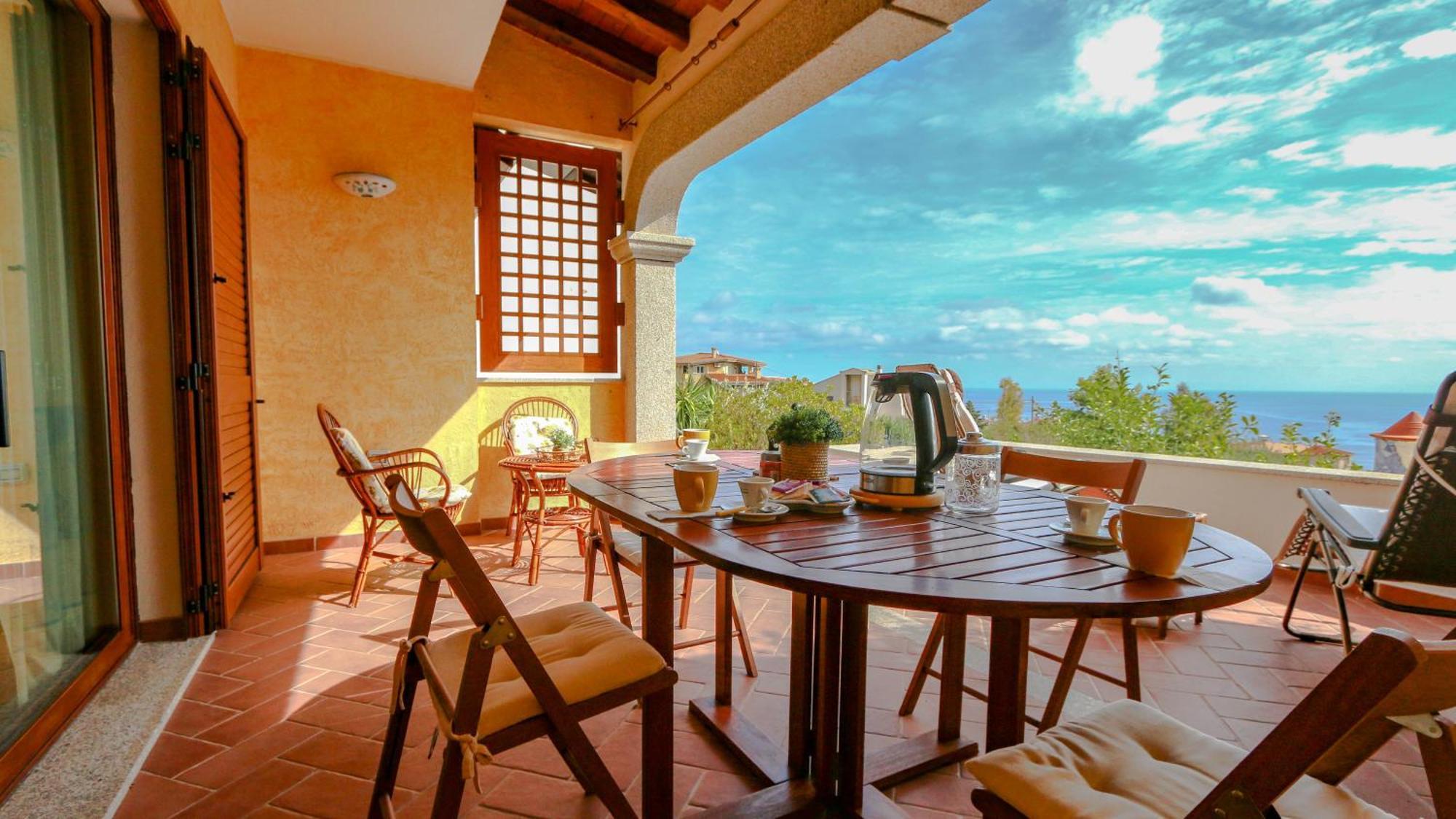 Casa Monte Ruiu 卡拉古诺内 外观 照片